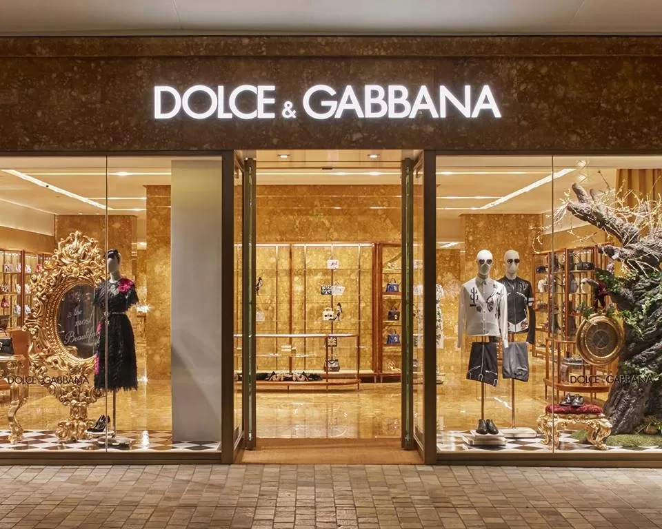 Dolce & Gabbana ripensa 12 store