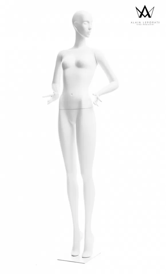 Noleggio 1 manichino donna Collezione Evanescence - EV61