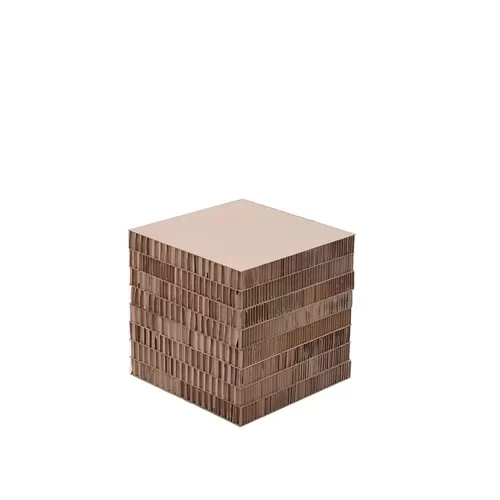 Cubo espositivo in cartone riciclato 32 - usato