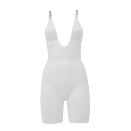 Busto donna 5 con mezza gamba per foto internet e-commerce