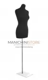 Busto donna in tessuto nero con base rettangolare cromata