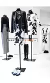 Busto donna in tessuto Nero con base quadra nera