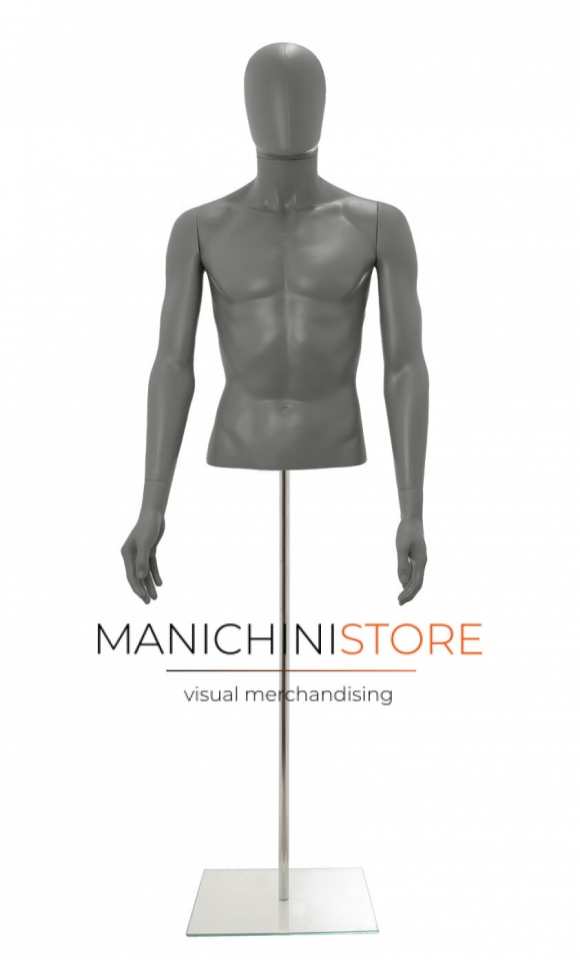 Busto uomo grigio con testa, braccia e base