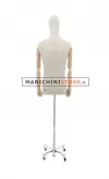 Busto uomo in lino naturale con braccia in legno - 2