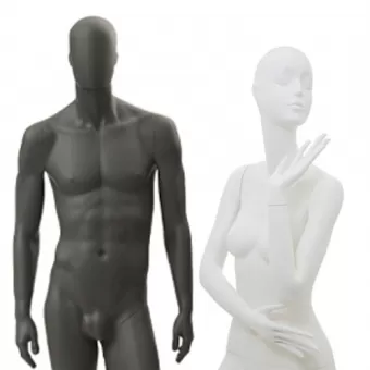 manichini uomo e donna