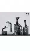 Composizione accessori vetrina 1