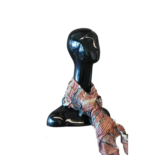 Testa donna stilizzata nera lucida