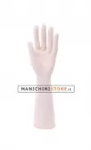 Mano uomo color pelle chiaro
