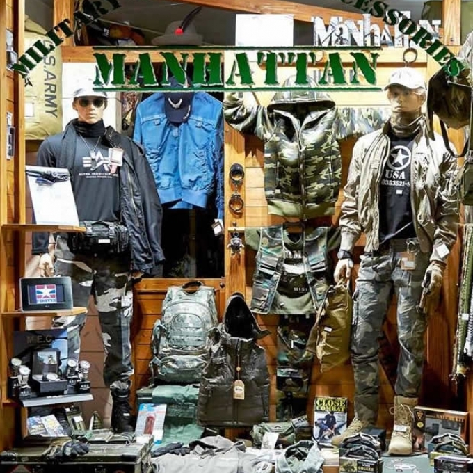 Manhattan Snc Military Shop
