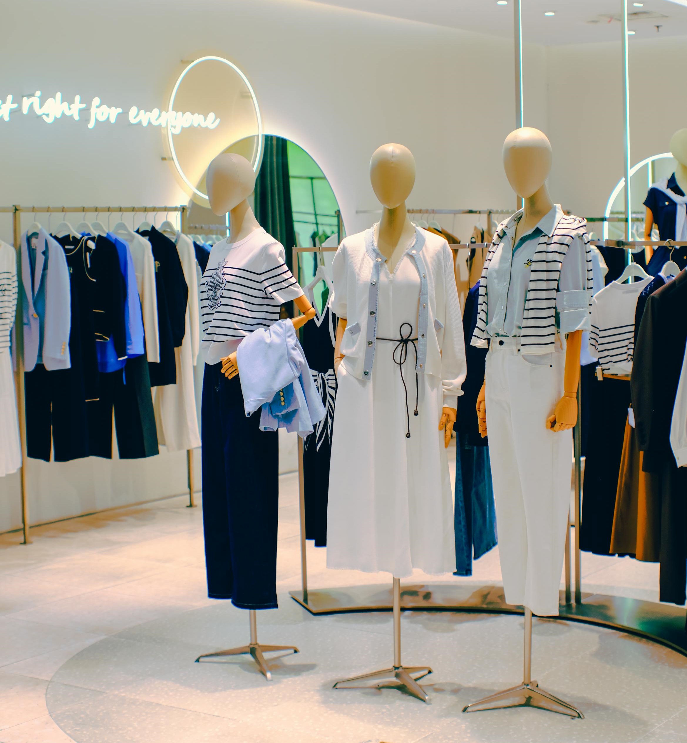 manichini fashion week