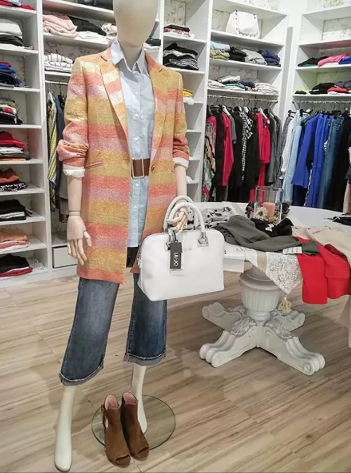 EmyQ Outlet