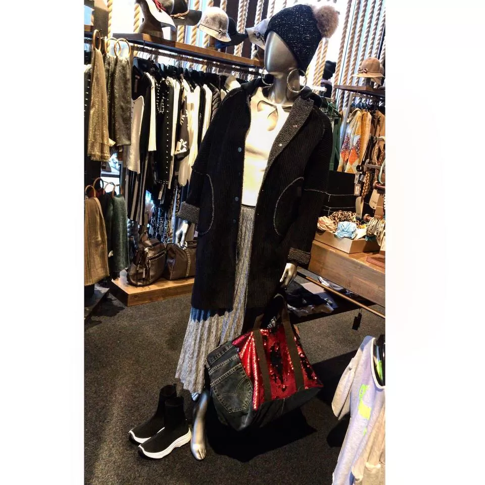 MONO Accessories