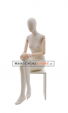 Manichino donna in tessuto con braccia in legno - seduto