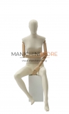 Manichino donna Linen con braccia in legno seduto