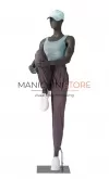 Noleggio manichino sportivo donna dalla testa a uovo - stretching