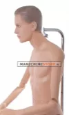 Uomo con attacco al collo super snodato con doppie gambe