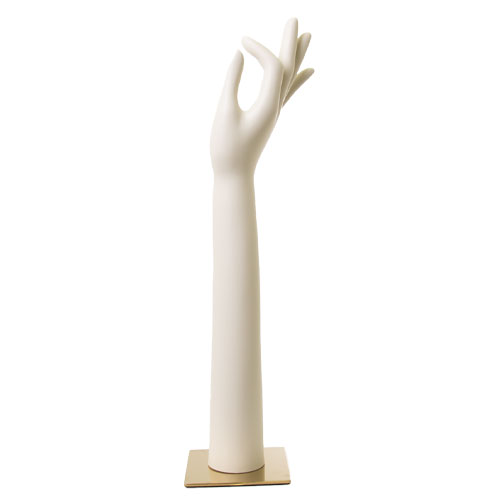 Mano donna con base oro 3