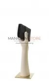 Mano donna con base oro 2
