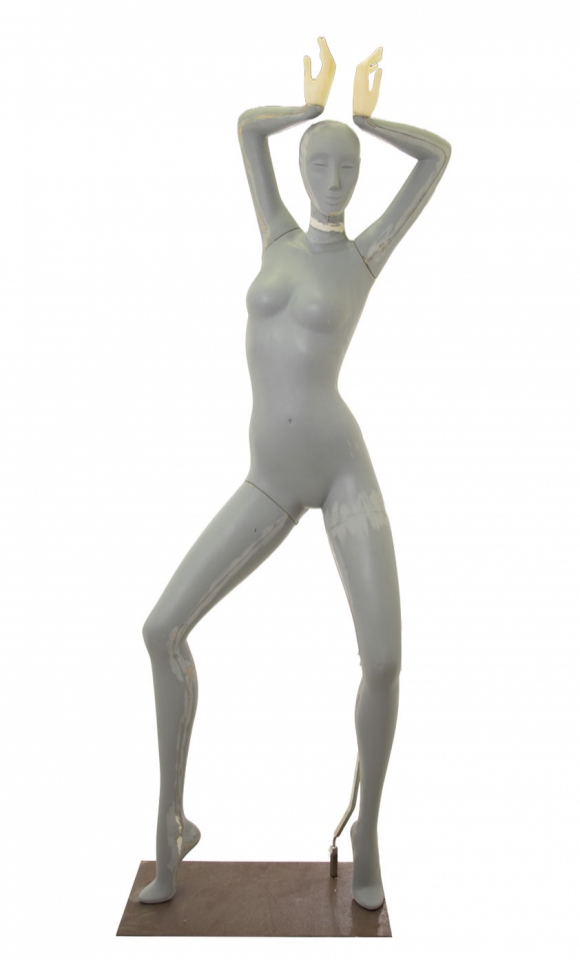 Manichino donna in vetroresina grezza - DA VERNICIARE