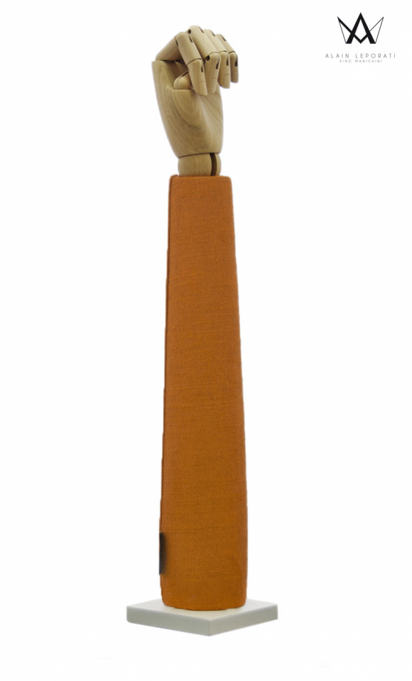Pastello Collection Hand Display - Deep Orange<br /> BSKSL-ND-7212OR;Espositore per collane Pastello Collection - Deep Orange;Pastello Collection Jewelry display - Deep Orange<br /> BSKSL-HE-7212OR;Testa porta accessori Pastello Collection - Deep Orange;P
