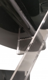 Espositore porta occhiali in plexiglass nero con difetto