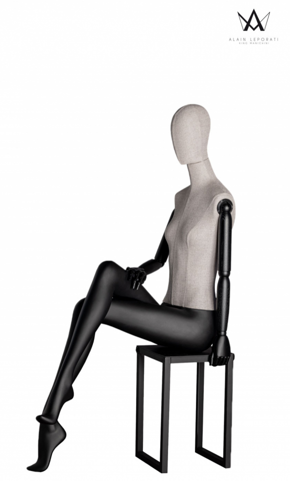 Female seated mannequin - Collection N°5 - Taupe
