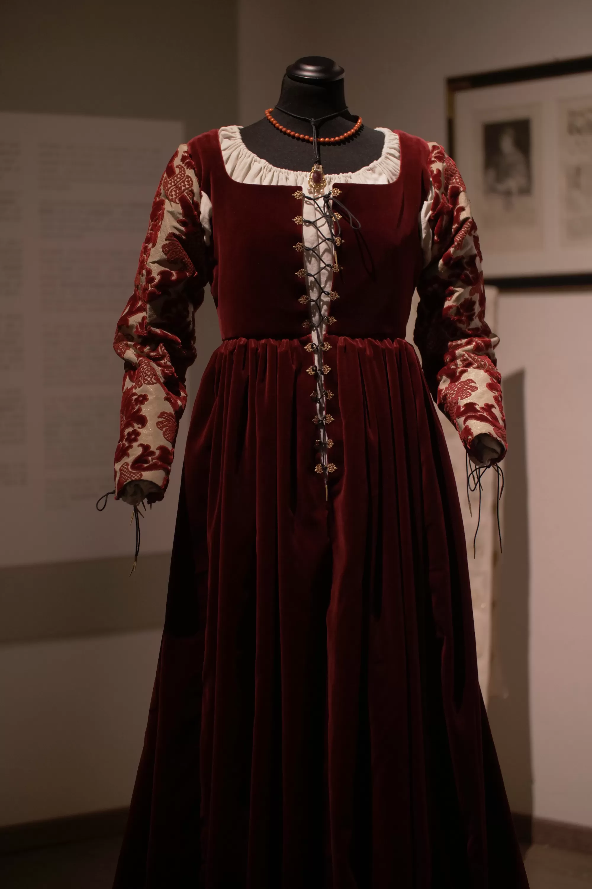 Medicea Maniera, Moda a Firenze XV-XVII sec