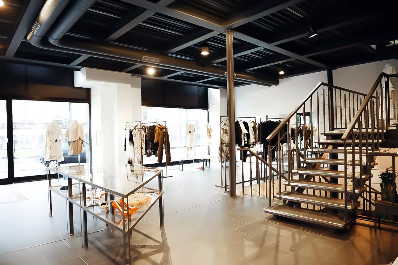 Walter Dang, elegante store