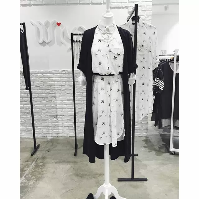 WIYA SHOWROOM