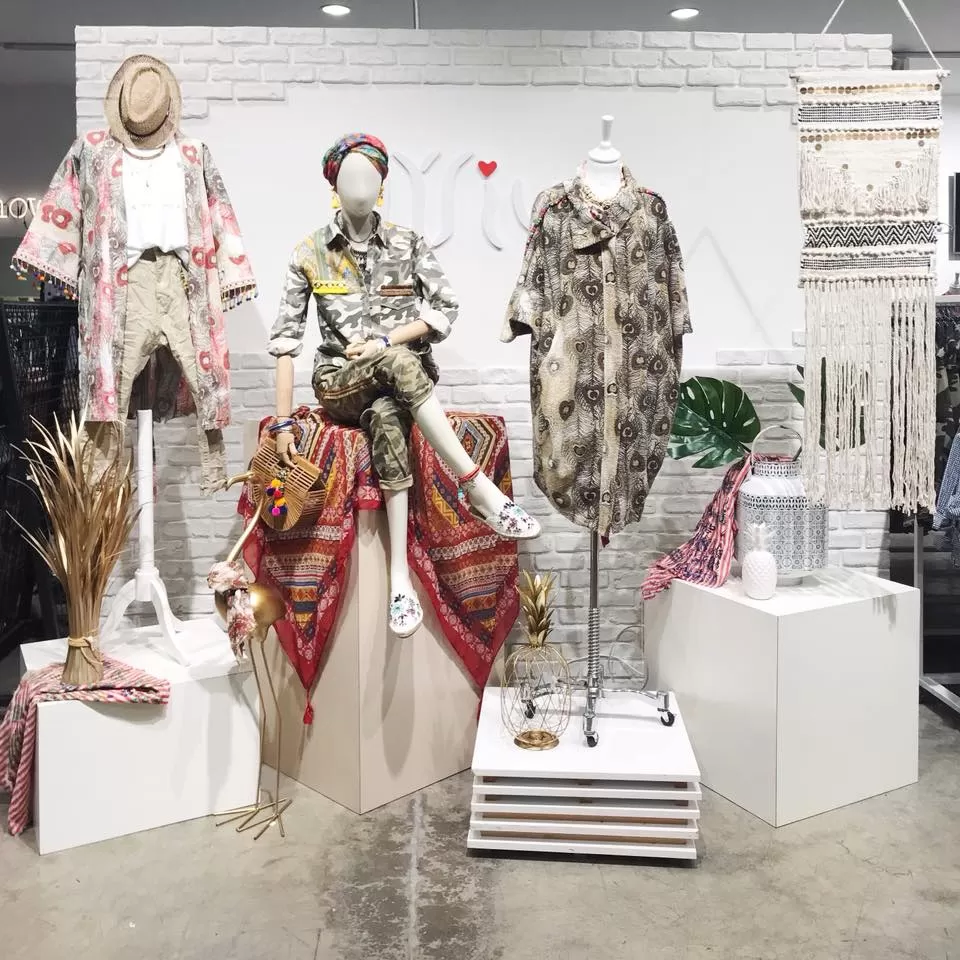 WIYA SHOWROOM